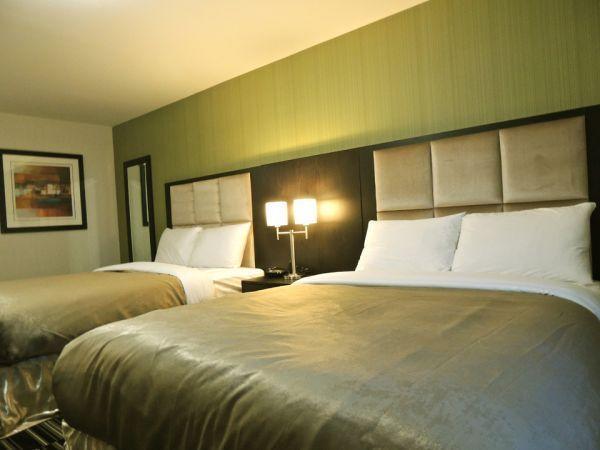 Western Star Inn And Suites Carlyle Екстер'єр фото